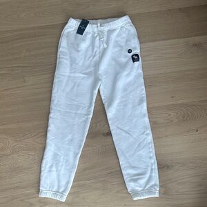 Abercrombie kids White Jogger Sweatpants. Size 7/8